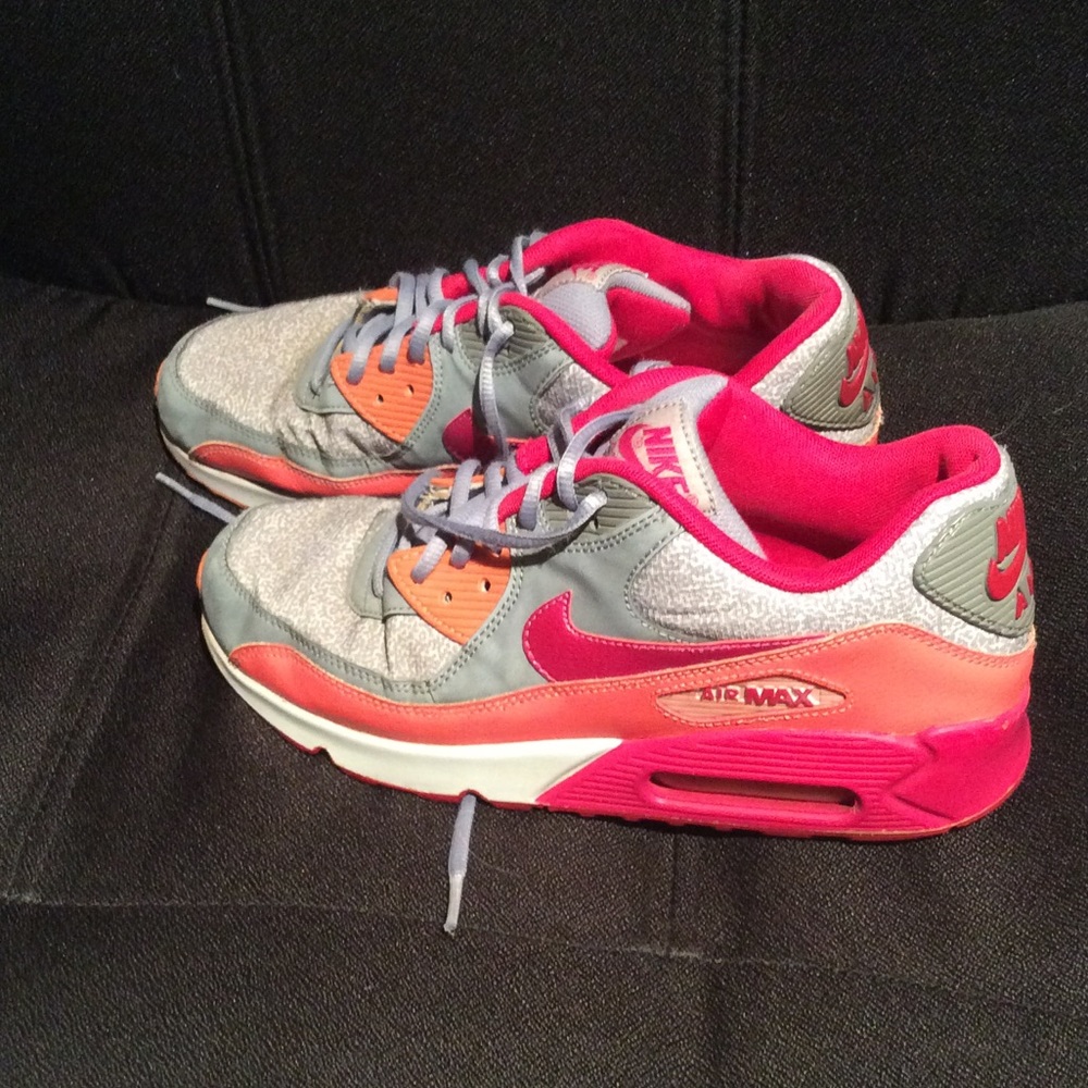 Size 10; gray orange pink